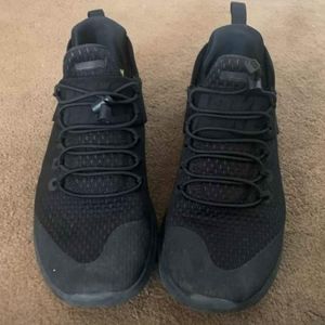 Nike Free Runs